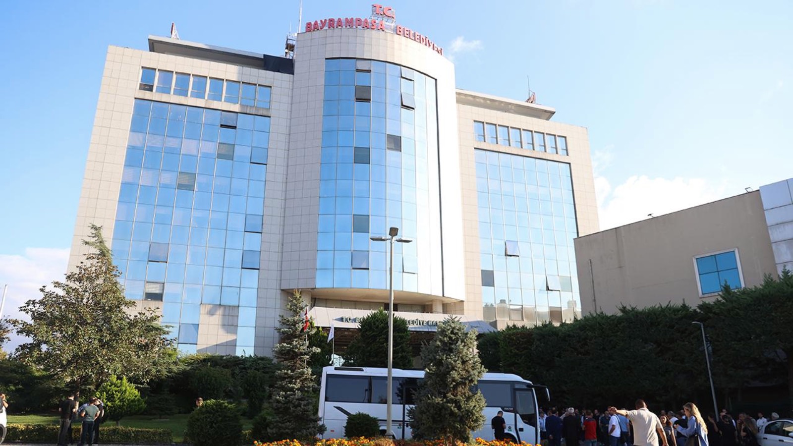 bayrampasa belediyesinde chpli meclis uyesi kerim guler istifa etti 5Ii87gHX