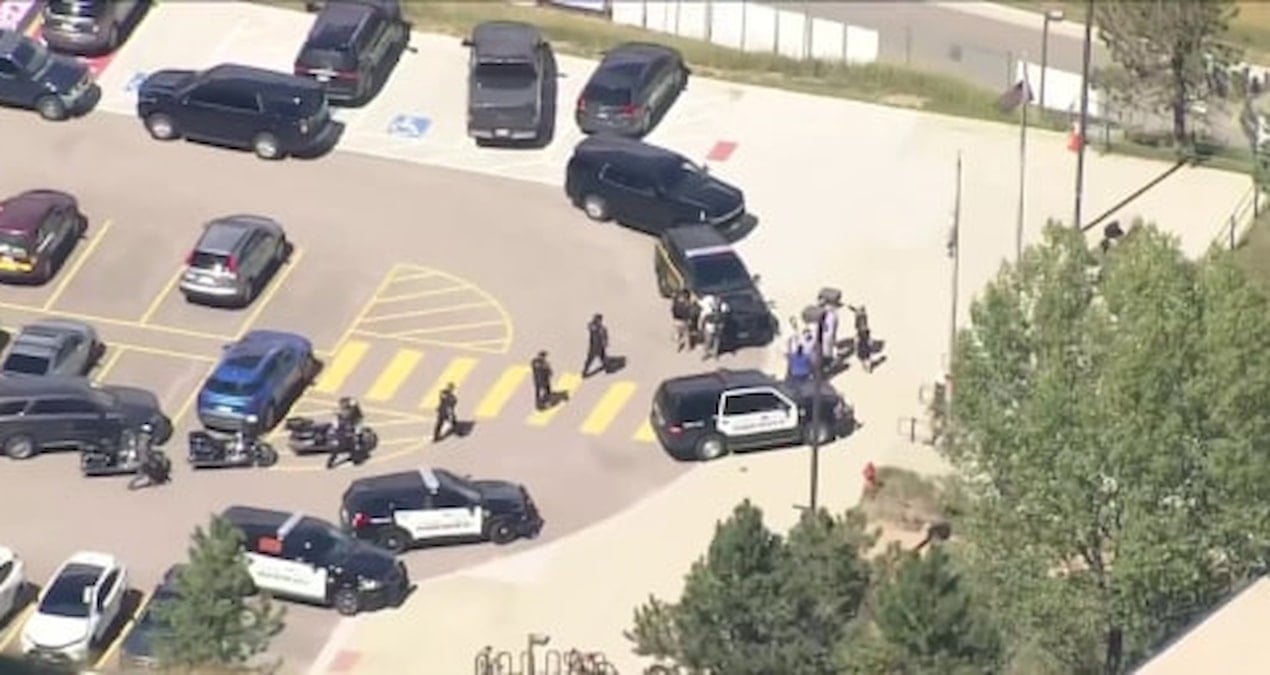 coloradoda lisede kursun yagdirdi polis mudahale etmedi wE4Ne4tA