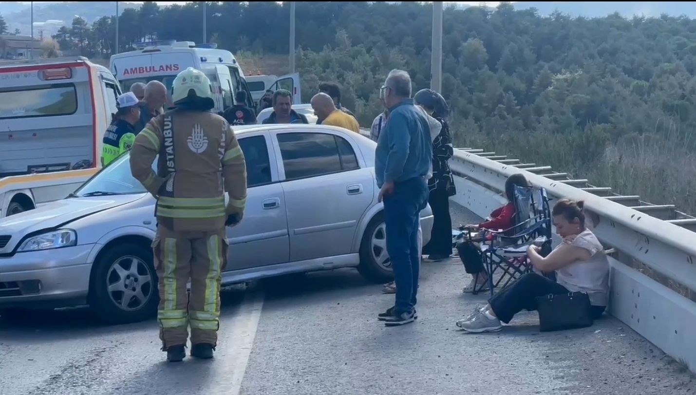 istanbulsile otoyolunda kaza 4 yarali xYDUcBuz