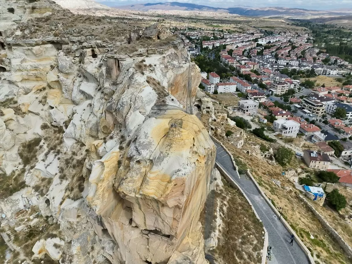 kapadokyada kaya dusmesi 3 ev tahliye edildi RQC63RR5