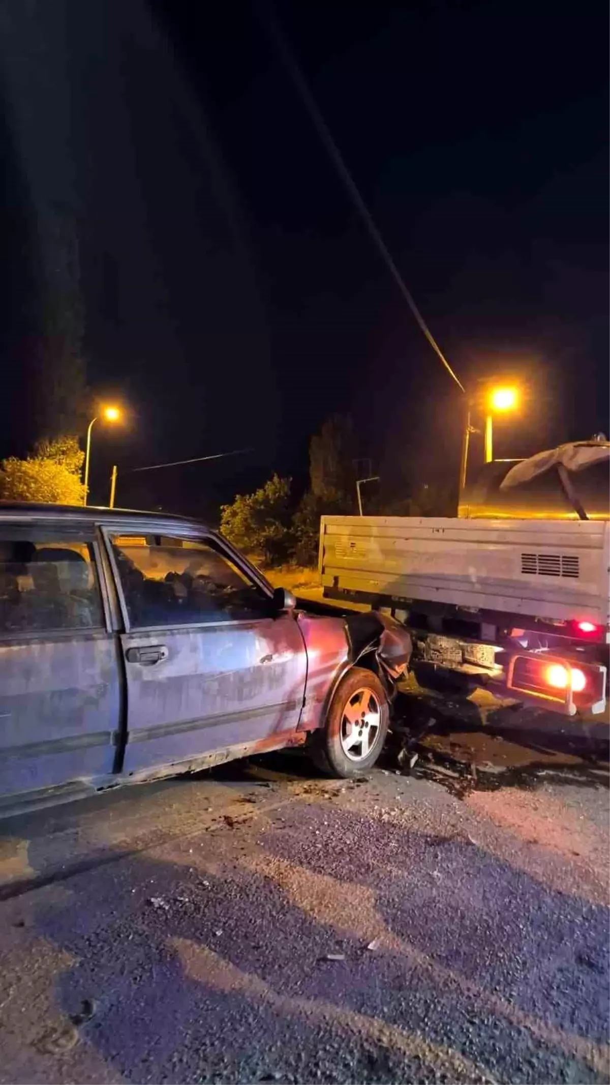 afyonkarahisarda trafik kazasi 2 yarali 2euldIN7.jpg