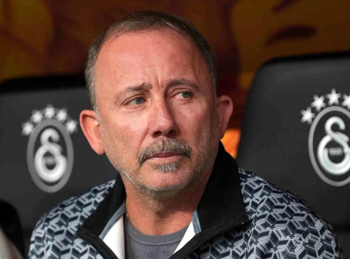 besiktastan galatasaray derbisi icin ayni 11 CmaqvcOc