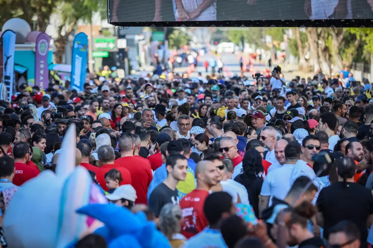 lefkosa maratonunun halk kosusu gerceklesti lk3QO7ti.jpg