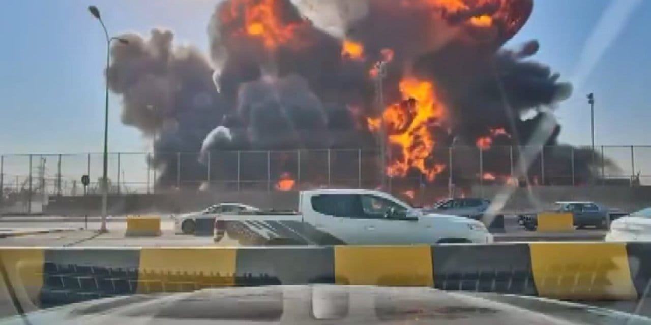 petrol tesisinde ortalik savas alanina dondu 1 olu 6 yarali 698tu1O6.jpg