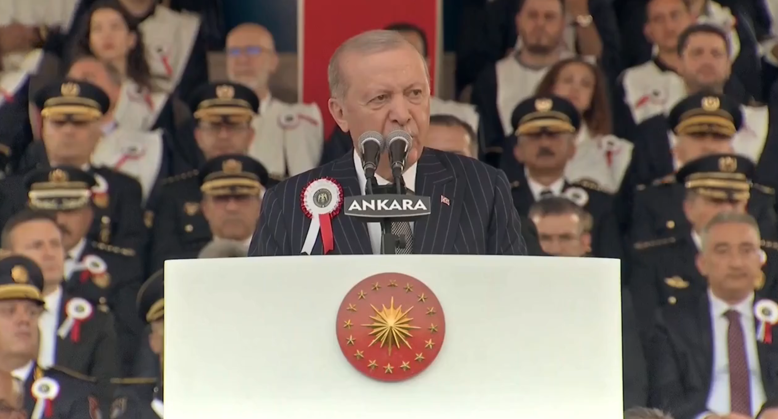 Cumhurbaşkanı Erdoğan: Polislerimize güçlü destek veriyoruz
