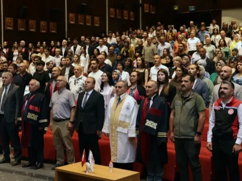 Eru veteriner fakultesi yeni mezunlarini verdi YyeGYEN8
