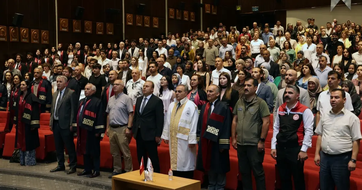 Eru veteriner fakultesi yeni mezunlarini verdi YyeGYEN8